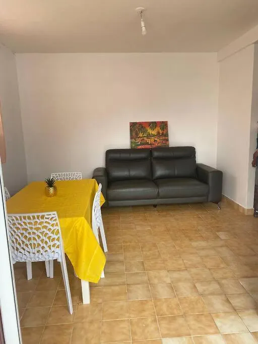 Διαμέρισμα Appartement A Proximite De La Plage Du Bourg ! Sainte-Anne  Γουαδελούπη