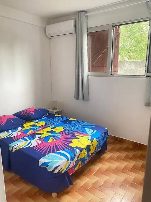 Διαμέρισμα Appartement A Proximite De La Plage Du Bourg ! Sainte-Anne